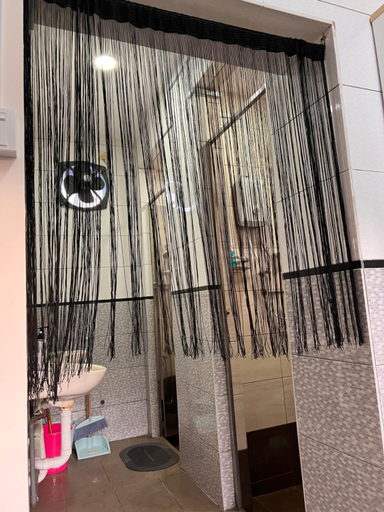 Others 3, Room1#IG theme Bargainous#Shared Bathroom#3pax#2min Kek Lok Si, Penang Island