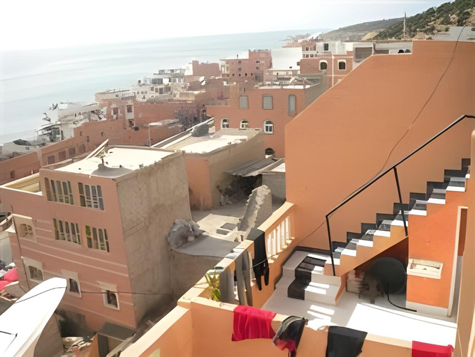 Others 4, Adventurekeys Surf Yoga Cowork, Agadir-Ida ou Tanane
