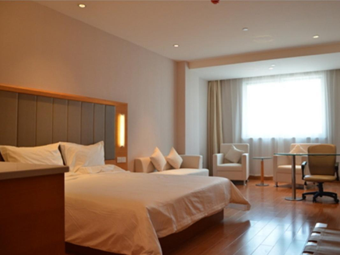 Bedroom 19