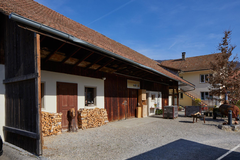 Exterior & Views 1, Hirschen Erlinsbach Swiss Quality, Gösgen