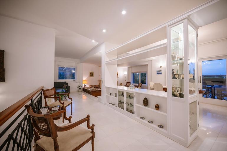 Others 5, BlueGreen Villa, Crete