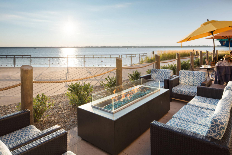 Food & Drinks 5, Courtyard by Marriott Erie Bayfront, Lake Erie