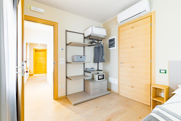Bedroom 2, Guest House La Sosta, Treviso