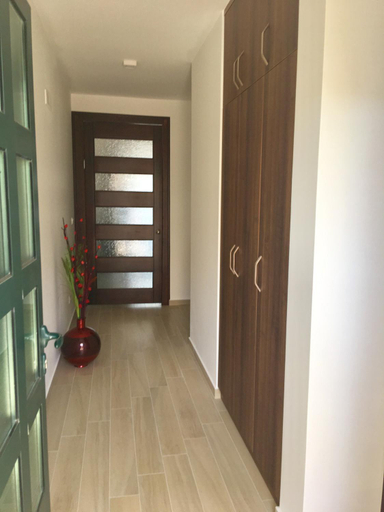 Others 2, Apartment Ema Star