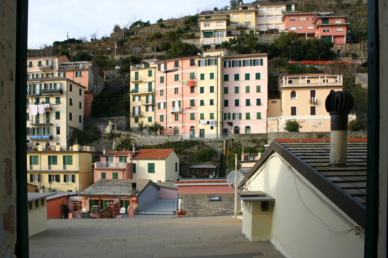 Others 3, Casa il Gabbiano, La Spezia
