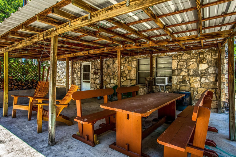 Others 5, 3H Ranch Mountain Retreat, Bandera