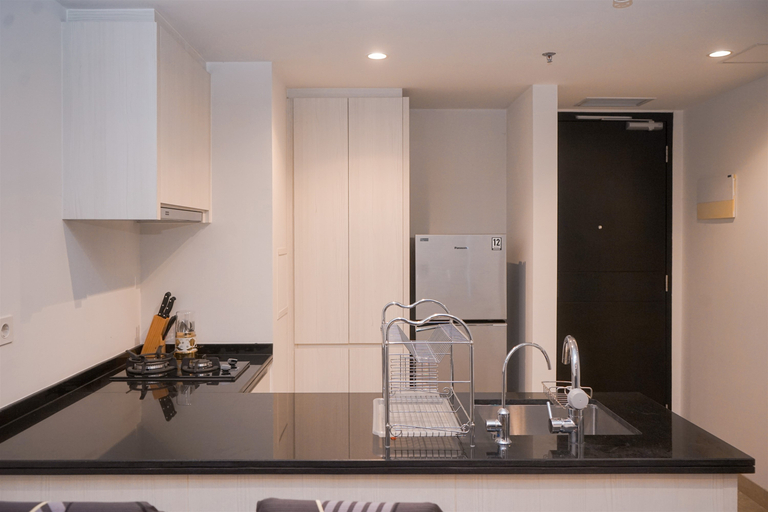 Others 2, Comfy and Minimalist 1BR Apartment Branz BSD City By Travelio, Tangerang Selatan