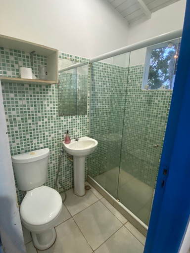 Bathroom 4, Casamata, Armação dos Búzios