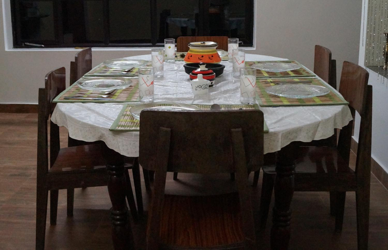 Food & Drinks, Grace Inn Munnar Homestay, Idukki