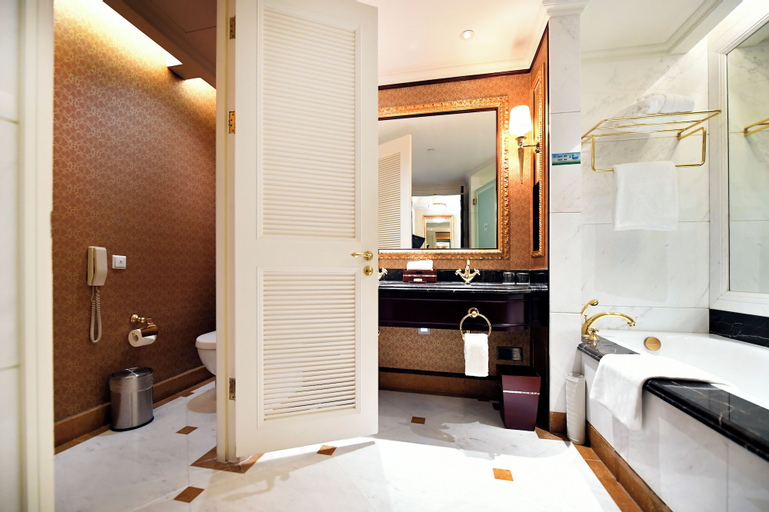 Bathroom 5