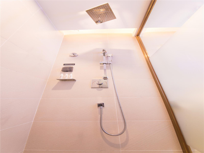Bathroom 4, Lavande Hotel·Heping Parkson Plaza, Heyuan