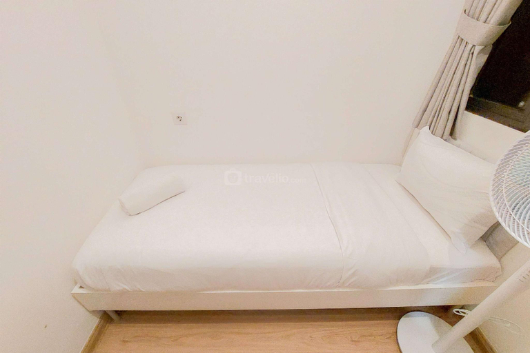 Others 2, Spacious & Cozy 3BR Sky House BSD Apt By Travelio, Tangerang Selatan