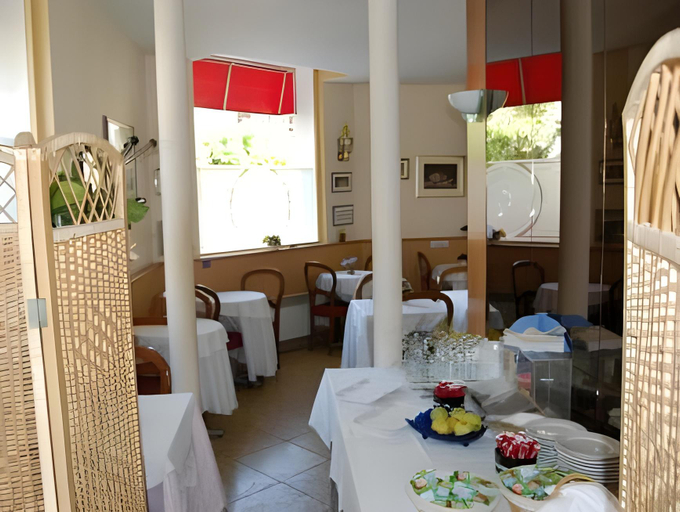 Food & Drinks 5, Hotel du Parc, Hauts-de-Seine