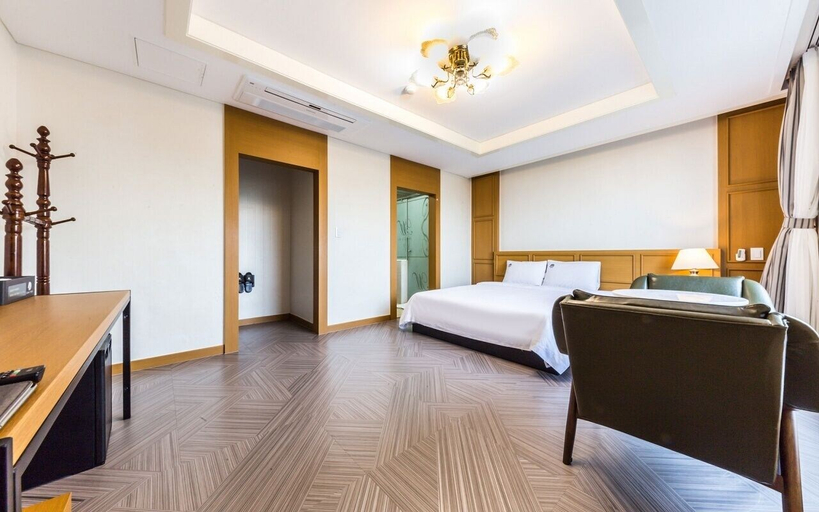 Bedroom 3, Gangneung Kyungpodae La-Mer Hotel, Gangneung
