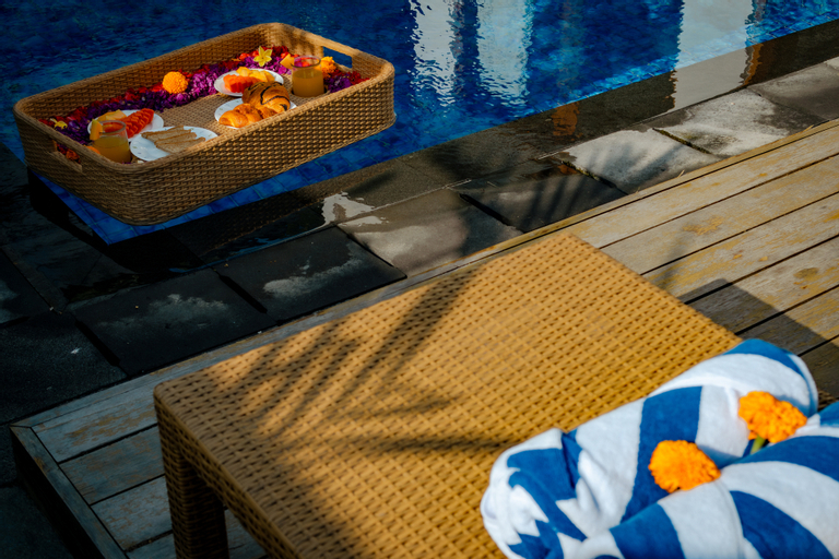 Others 5, Serene 4BR Villa with Pool & Lush Garden, Near Ubud - Vil'Latu, Badung