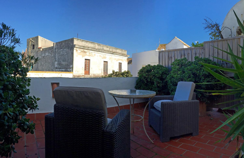 Others 1, Benali Guest House, Cádiz