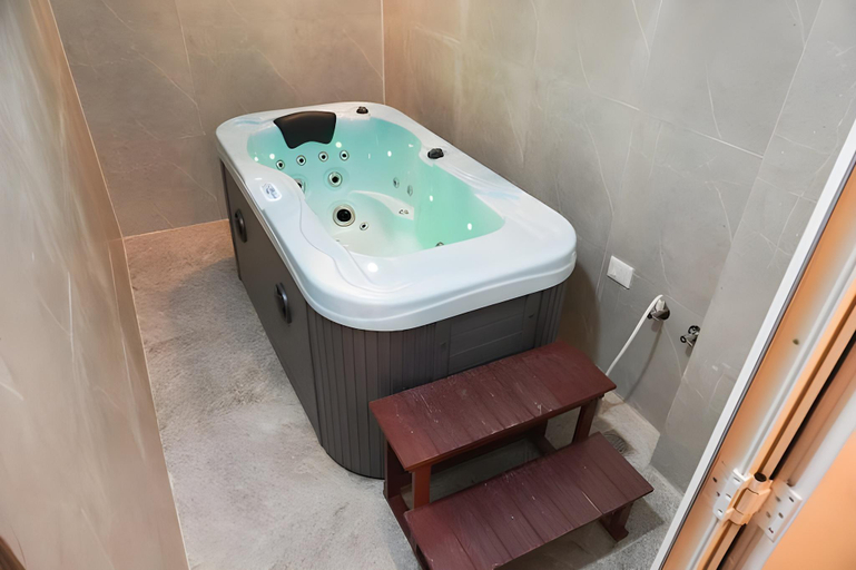 Bathroom, The Healing Hills Naturopathy & Wellness Center, Coimbatore