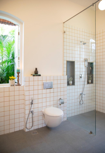 Bathroom 2, LohonoStays Silvio Villa E, North Goa