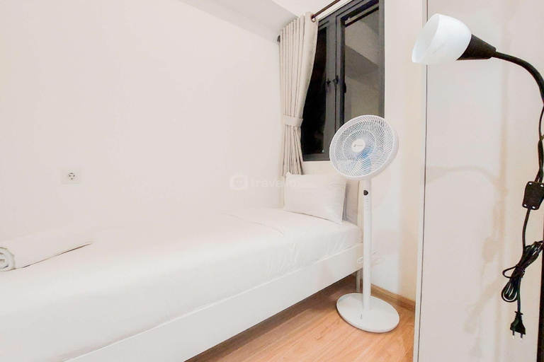 Others 4, Spacious & Cozy 3BR Sky House BSD Apt By Travelio, Tangerang Selatan