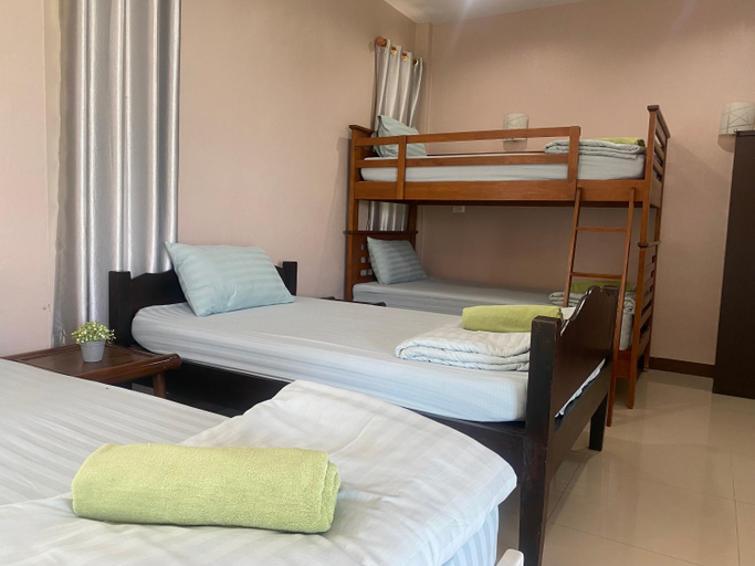 Bedroom 12