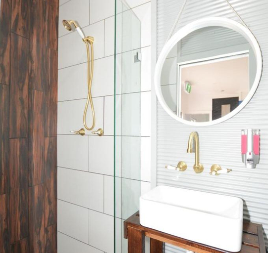 Bedroom 3, Rose Quartz - 1 Bed with Mountain Views - Kundalini Lodge, Mid-Western Regional - Pt A