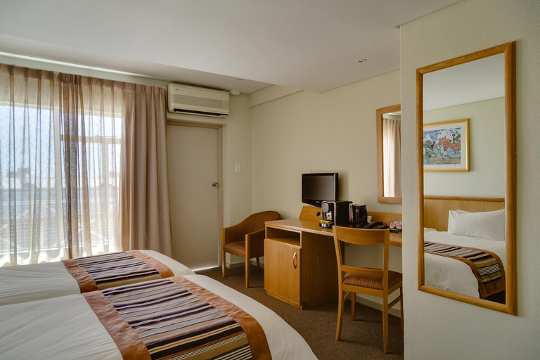 Bedroom 2, River City Inn, Siyanda