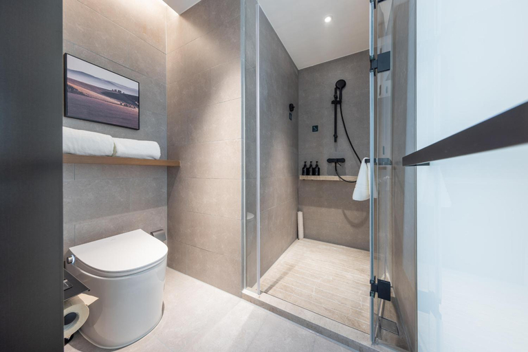 Bathroom 3, Atour Hotel Jinan Shungeng Covention and Exhibition Center Bayi Overpass, Jinan