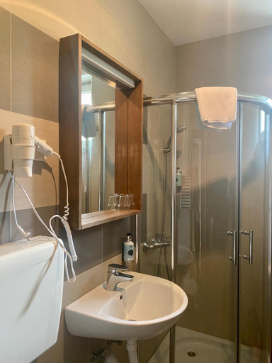 Bathroom 4, Brzece Centar Apartmani, Brus
