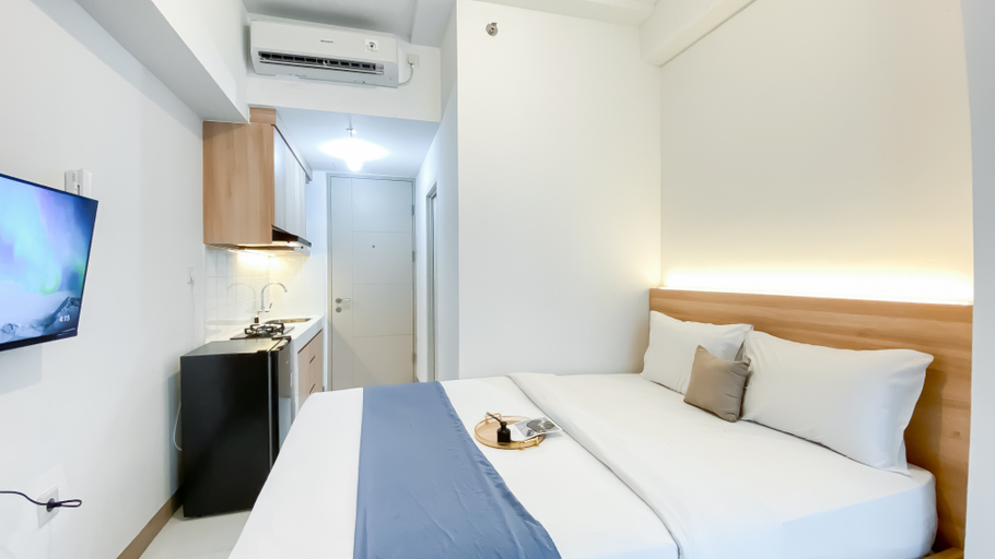 Bedroom 4, Good Deal and Modern Studio Apartment Tokyo Riverside PIK 2 By Travelio, Tangerang