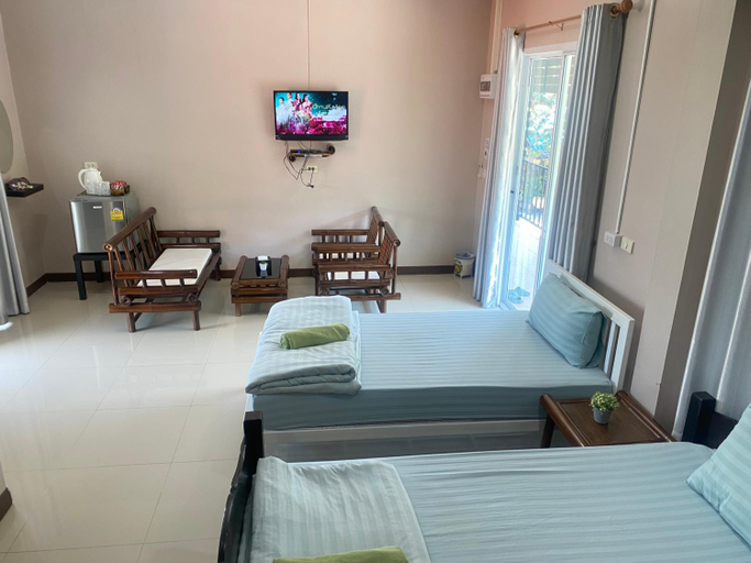 Bedroom 13