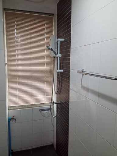 Bathroom 3, Banchaitalay Room, Muang Rayong