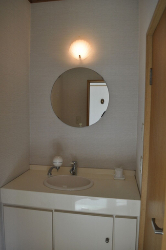 Bathroom 3, Onomichi Yasuraginoyado Seeso, Onomichi