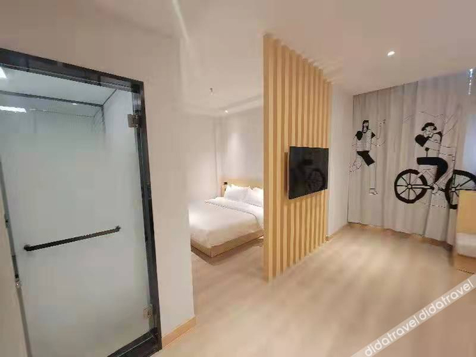 Bedroom 24