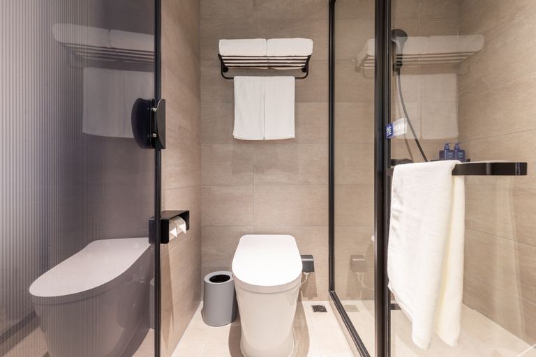 Bathroom 3, Hanting Hotel Luoyang Jiudu Middle Road, Luoyang