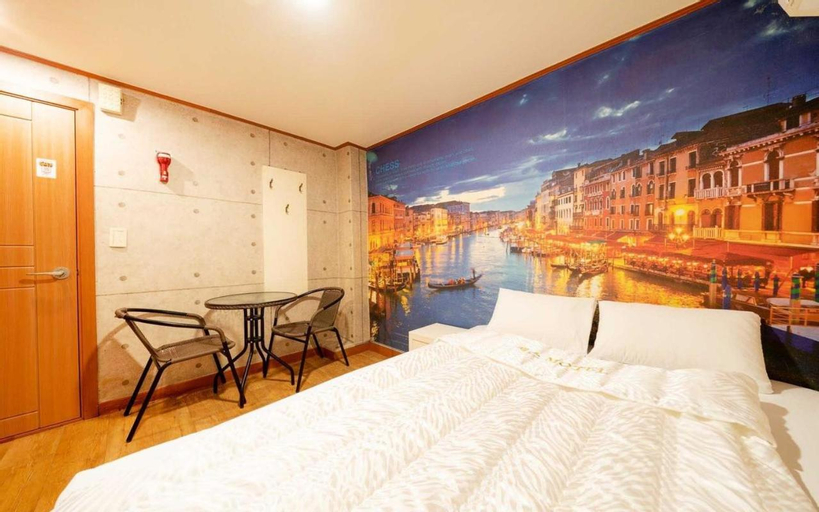 Chess Motel, Dong-daemun
