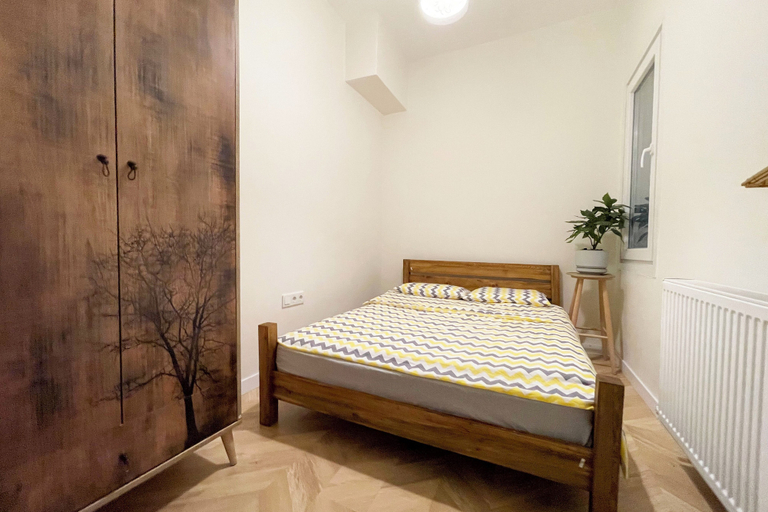 Bedroom 2, 2BR and 2bath balcony apt in heart of isatanbul #3, Şişli