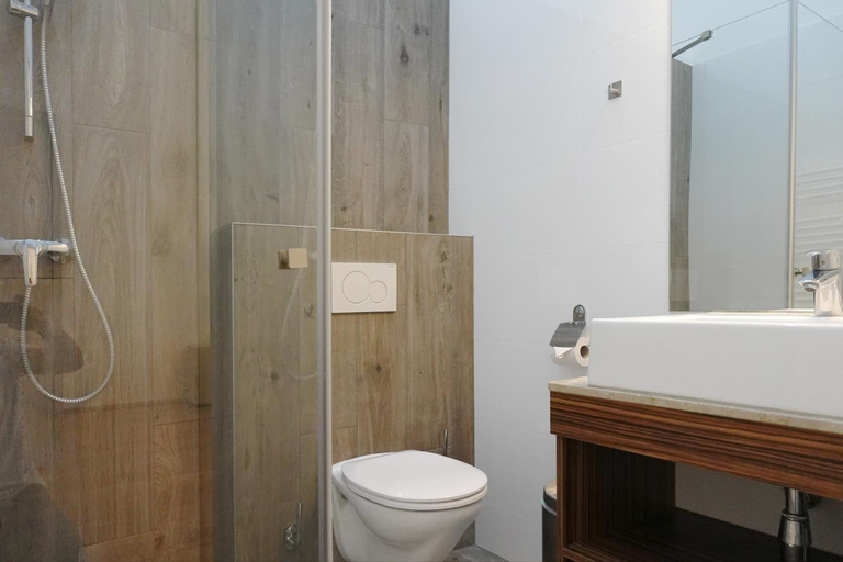 Others 4, Apartments 4 you Red Star 8, Wien