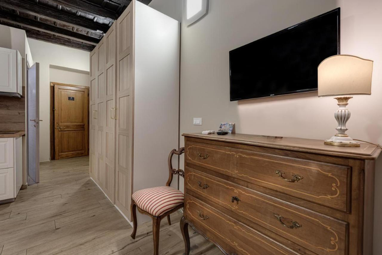 Others 4, NETTUNO LUXURYH - BOLOGNACENTRO Duomo Rooms and suites, Bologna