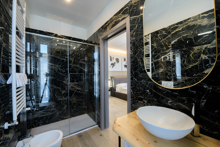 Others 3, Room Don Alfonso Luxury, Parma