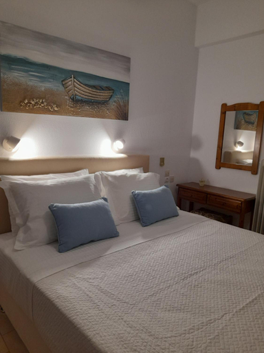 Bedroom 2, Lilian Beachfront Apartments, Thessaly