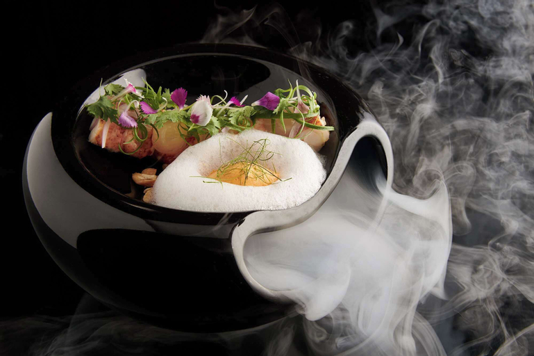 Food & Drinks 9