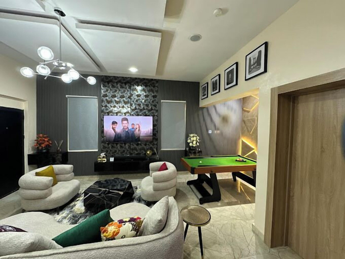 Others 5, Elconia Apartments, AbujaMun