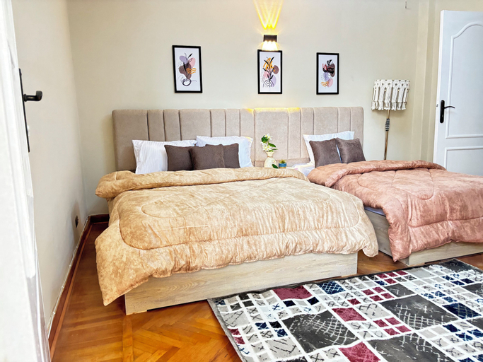 Sunset homes in Downtown Cairo, 'Abdin