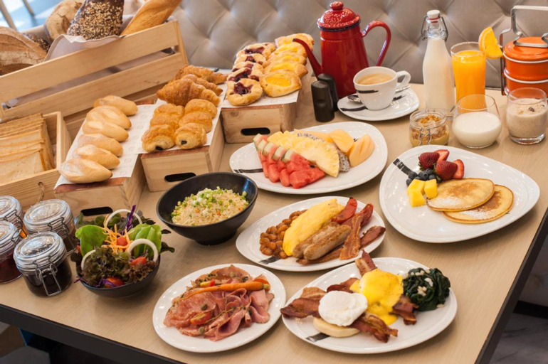 Food & Drinks 6