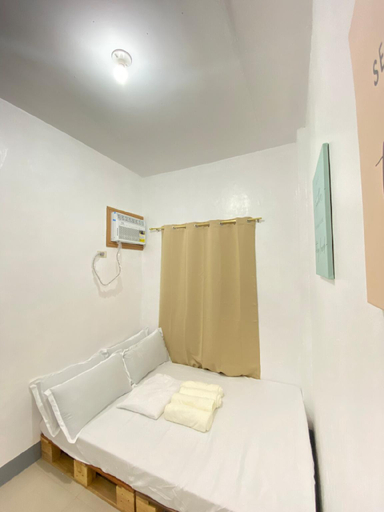 Cozy Tiny Home In Imus, Imus