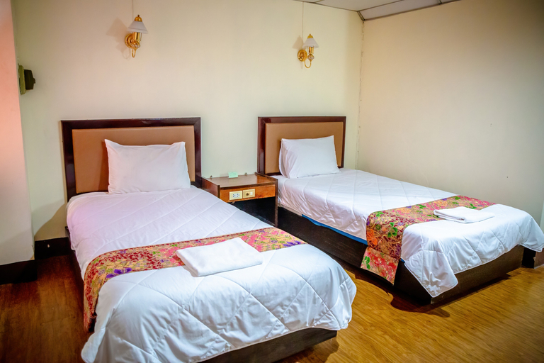 Bedroom 3, Lukmuang 2 Hotel, Muang Phangnga