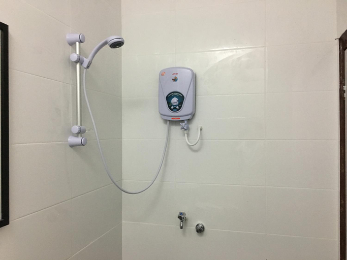 Others 4, Grand Business Hotel, Besut
