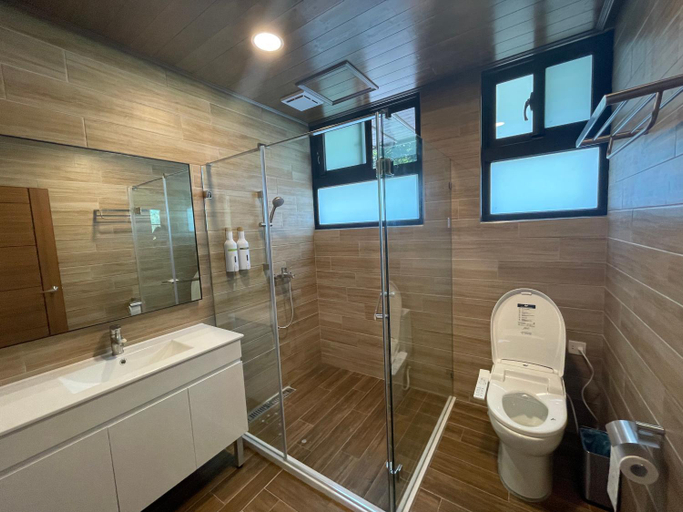 Bathroom 3, Yi-Ching Winery Guesthouse, Nantou