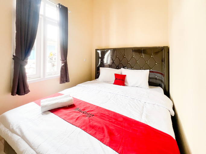 RedDoorz Syariah near Jalan Dieng 6, Wonosobo