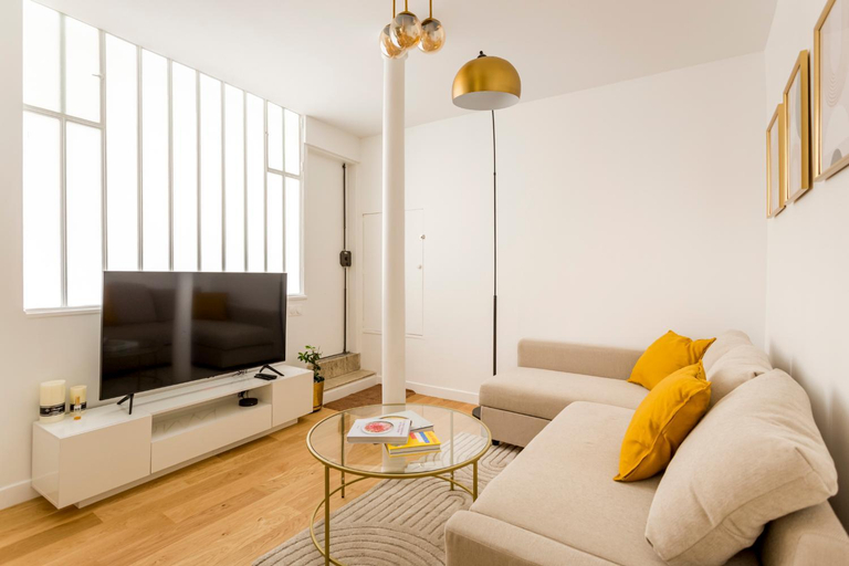Others 3, 1 BDR Bourse -Opera with AC, Paris
